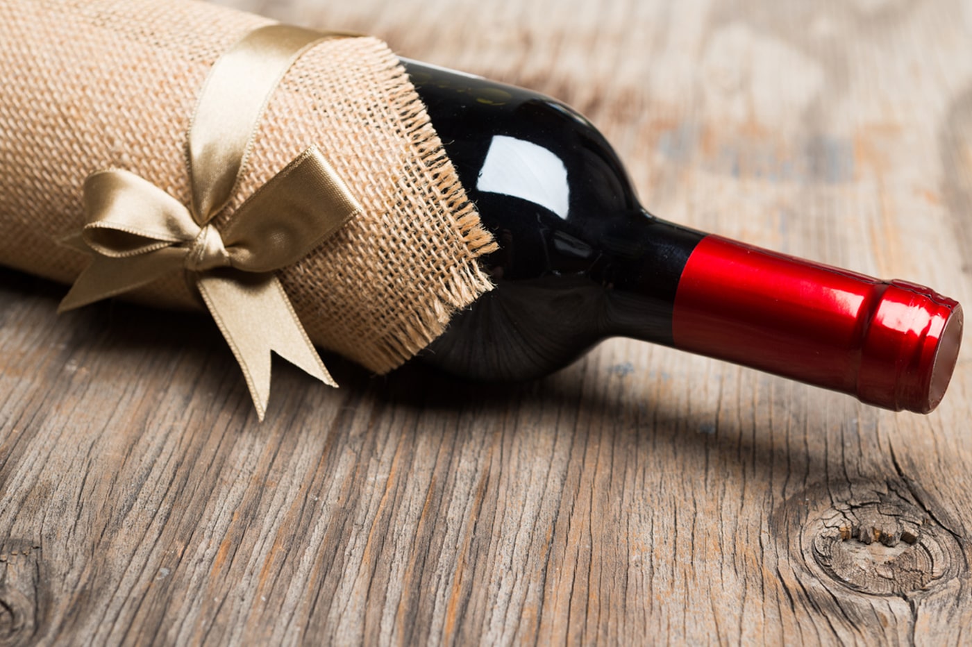 holiday corporate gift custom label wine