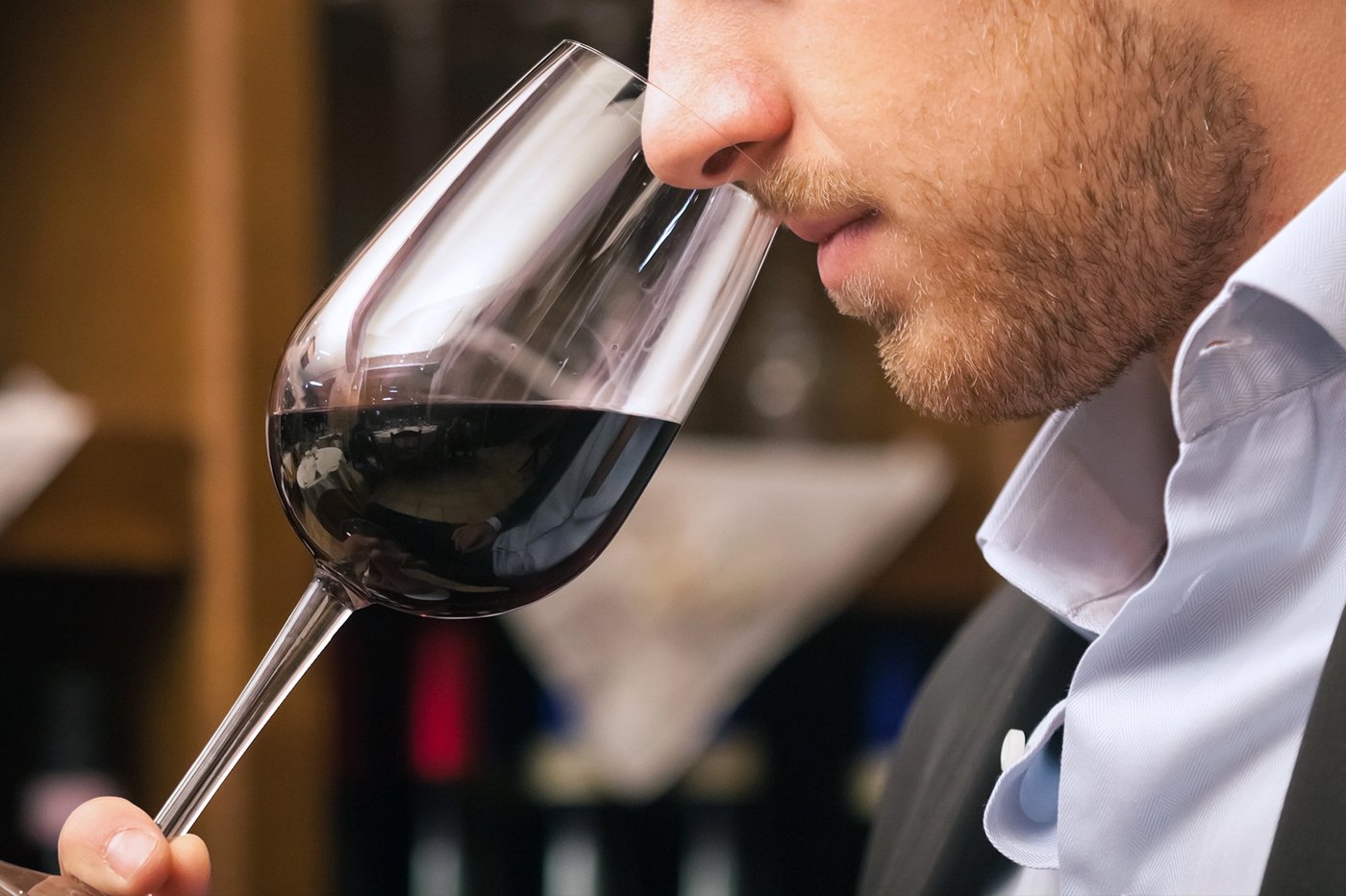 Hire an Expert Wine Taster for Corporate/Private Virtual Wine Tastings