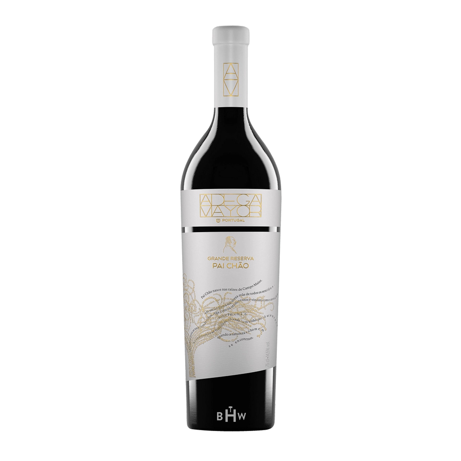 2016AdegaMayorGrandeReserva_PaiChao_VinhoAlentejanoPortugal wine bottle with a white background.