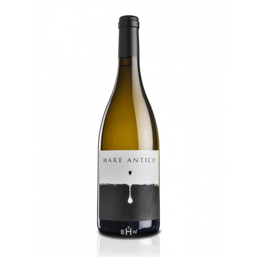 Wine bottle labeled 'Mare Antico' on a white background